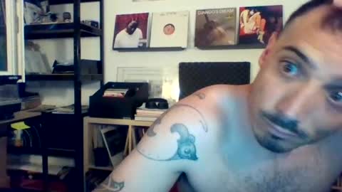 BennyHola online show from 06.22.26