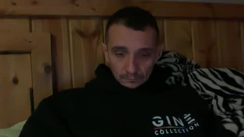 Snapshot of bennymn chatting on 02.08.26 benny and innocentvixon online show from 02.08.26