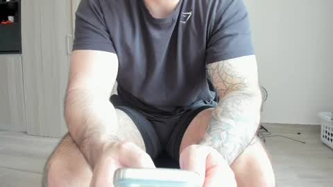 Snapshot of benthebodybuilder chatting on 05.11.26 Ben Braxton online show from 05.11.26