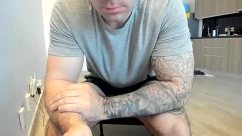Snapshot of benthebodybuilder chatting on 07.25.26 Ben Braxton online show from 07.25.26