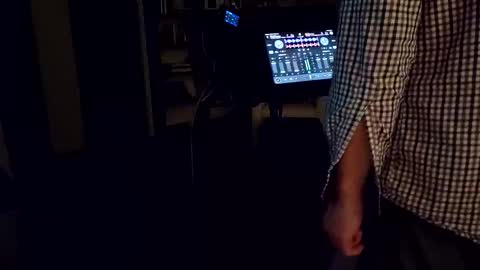 Snapshot of bentpilot chatting on 11.13.25 bentpilot online show from 11.13.25