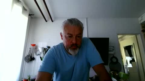 Snapshot of berg_boy chatting on 05.24.26 Martin online show from 05.24.26
