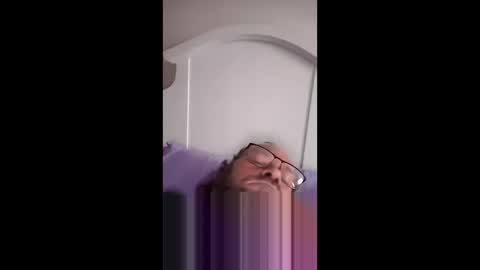 Snapshot of bergeeric1970 chatting on 03.25.26 bergeeric1970 online show from 03.25.26