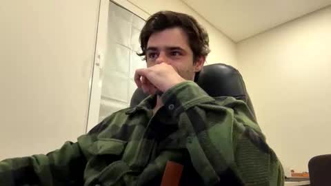 Snapshot of berltex chatting on 01.13.26 Berltex online show from 01.13.26