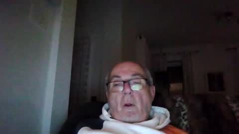 Snapshot of bernard1102 chatting on 12.30.24 bernard1102 online show from 12.30.24