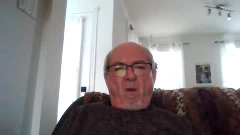 Snapshot of bernard1102 chatting on 01.03.25 bernard1102 online show from 01.03.25