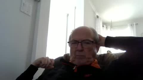 Snapshot of bernard1102 chatting on 02.28.25 bernard1102 online show from 02.28.25