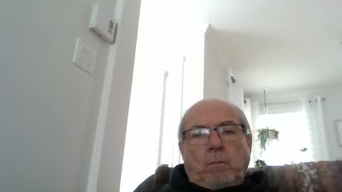 Snapshot of bernard1102 chatting on 03.11.25 bernard1102 online show from 03.11.25