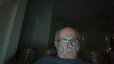 Snapshot of bernard1102 chatting on 01.16.26 bernard1102 online show from 01.16.26