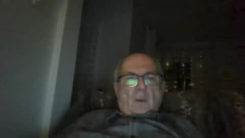 Snapshot of bernard1102 chatting on 01.19.26 bernard1102 online show from 01.19.26