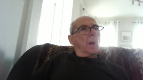 bernard1102 online show from 04.23.26