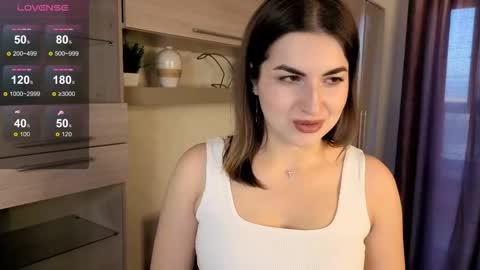 Snapshot of bernice_knight chatting on 10.06.25 Maria online show from 10.06.25