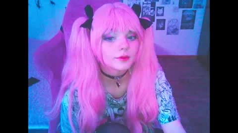 BerrieKitten online show from 04.30.26