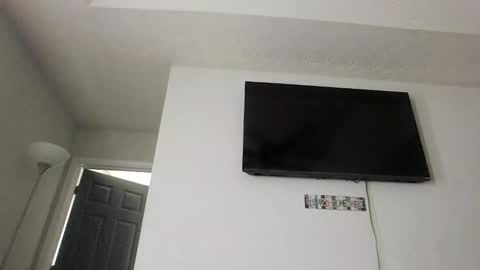 Snapshot of bertdollaz757 chatting on 11.10.25 ToxicPipe757 online show from 11.10.25