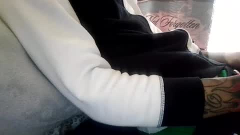 Snapshot of bertdollaz757 chatting on 12.14.25 ToxicPipe757 online show from 12.14.25