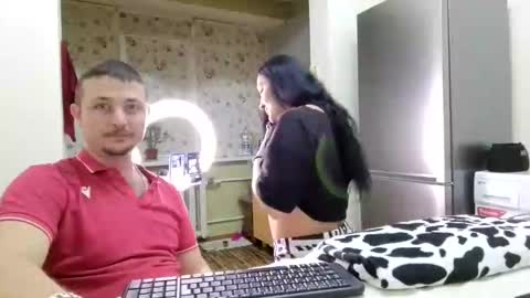 Snapshot of best_ass2000 chatting on 11.27.25 best_ass2000 online show from 11.27.25