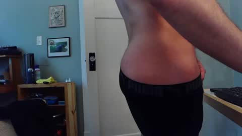 Snapshot of best_triam chatting on 01.05.26 best_triam online show from 01.05.26