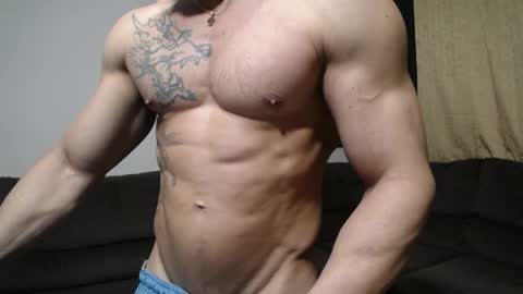 Snapshot of bestmuscle chatting on 06.03.26 bestmuscle online show from 06.03.26