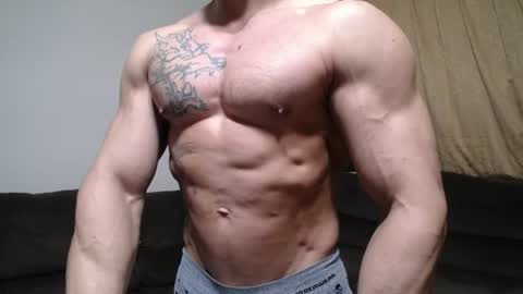 Snapshot of bestmuscle chatting on 06.14.26 bestmuscle online show from 06.14.26