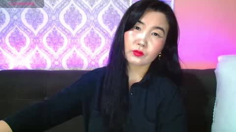 Snapshot of bet_lu chatting on 02.15.25 Bet Lu online show from 02.15.25