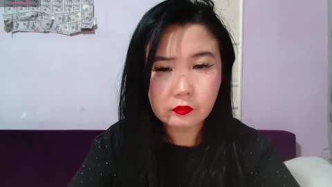 Snapshot of bet_lu chatting on 04.27.26 Bet Lu online show from 04.27.26