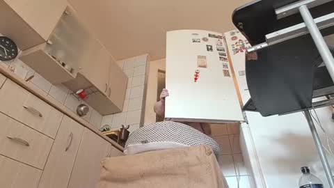 bethnorth online show from 03.12.25