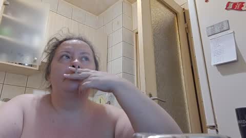 Snapshot of bethnorth chatting on 05.20.26 bethnorth online show from 05.20.26