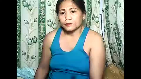 Snapshot of betty_83 chatting on 12.18.24 betty_83 online show from 12.18.24