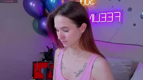 Snapshot of betty_nicolsson chatting on 09.23.25 Eva online show from 09.23.25