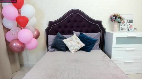 Mila Sweet online show from 02.17.25