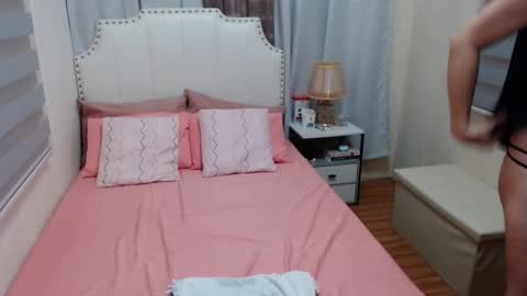 Snapshot of bevora13 chatting on 11.16.25 Nixie online show from 11.16.25