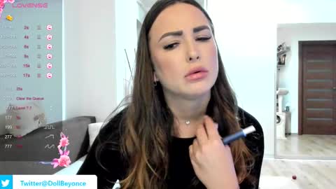   BeyonceDoll       Twitter DollBeyonce    online show from 11.15.25