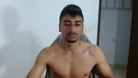 Snapshot of bfernando_05 chatting on 10.25.25 BAYRON online show from 10.25.25