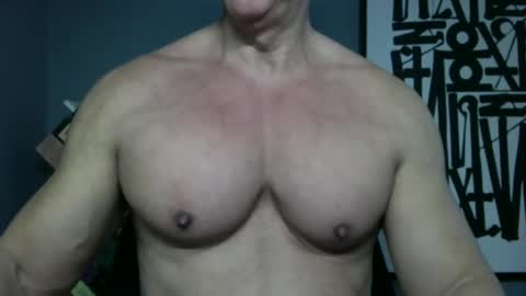 BGDKMUSCLEGUY - SELECTED BY CHATURBATE AS A TOP BROADCASTER FOR 2023 online show from 05.13.26