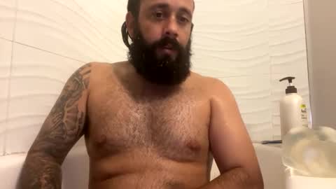 bgonzo_1118 online show from 11.27.25