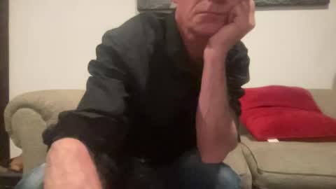 Snapshot of bgrade chatting on 09.19.25 bgrade online show from 09.19.25