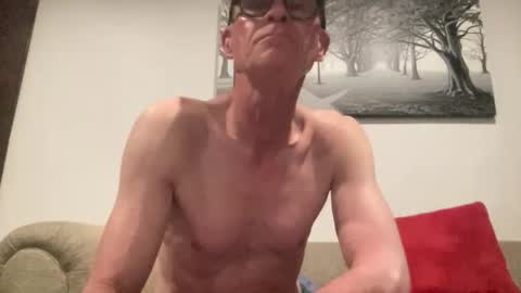 Snapshot of bgrade chatting on 09.28.25 bgrade online show from 09.28.25