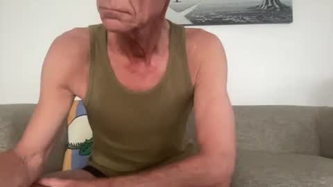 Snapshot of bgrade chatting on 11.21.25 bgrade online show from 11.21.25