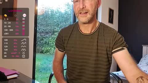 Snapshot of bi_french69 chatting on 11.06.25 My name is David and if you like public exhibitions you wont be disappointed with me LoL - My favorite vibes is 44 online show from 11.06.25