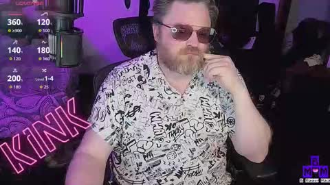 Snapshot of bi_master_mack chatting on 03.08.26 Bi Master Mack online show from 03.08.26