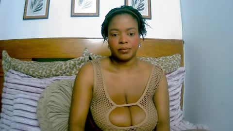 Snapshot of bianca_ebony chatting on 06.06.26 bianca ebony online show from 06.06.26
