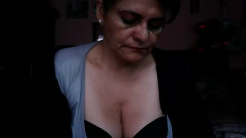 Snapshot of biancasteel chatting on 05.15.26 biancasteel online show from 05.15.26