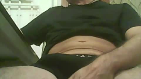 Snapshot of big23italy chatting on 10.27.25 big23italy online show from 10.27.25