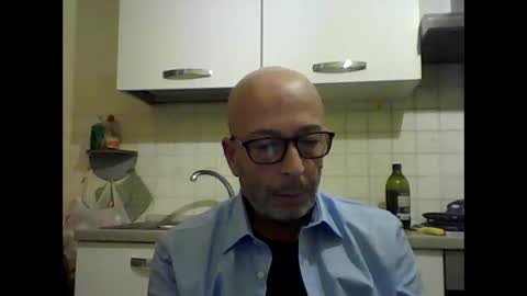 Snapshot of big23italy chatting on 11.18.25 big23italy online show from 11.18.25