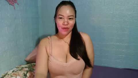 Snapshot of big_buttasian chatting on 09.20.25 Grace - online show from 09.20.25
