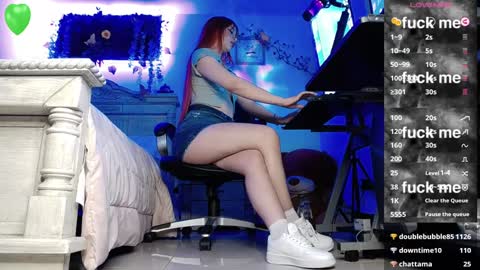 Snapshot of big_lava chatting on 12.03.24 Lava online show from 12.03.24