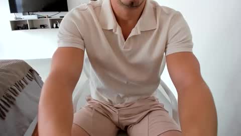 Snapshot of big_white_dick7 chatting on 11.25.25 temporarily free online show from 11.25.25