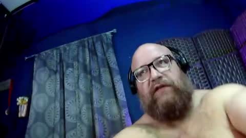 BigBear4Cuddles online show from 06.10.26