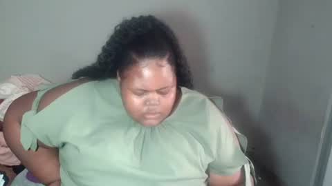 Snapshot of bigblackmamma chatting on 01.21.25 Natasha online show from 01.21.25