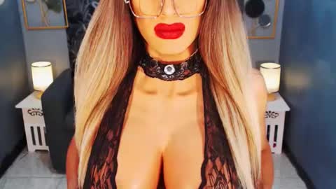 Loraine Cruz online show from 06.29.26